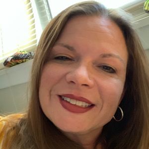 Meet your Posher, Denise